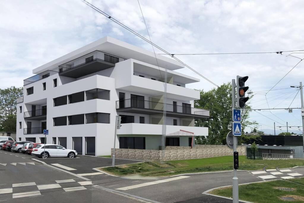 Magnifique Appartement A La Frontiere Suisse Saint-Louis  Exterior foto
